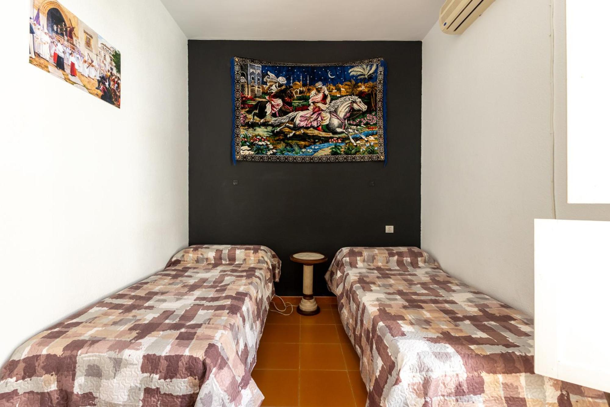 Conde Center Premium Suites, Free Parking Seville Exterior photo